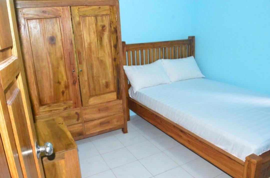 Apartament Kj Purple House Senggigi Zewnętrze zdjęcie